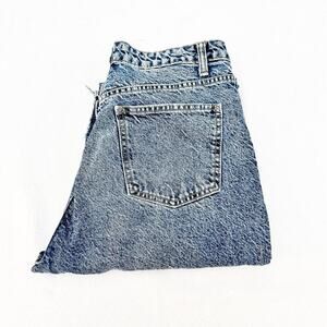 Zara Mom Jeans Vintage Wash Denim Distressed Hem Detailing Size 10